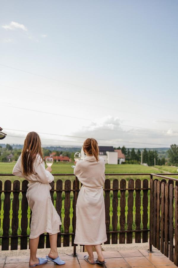Girls Willa Kraków Eksteriør billede